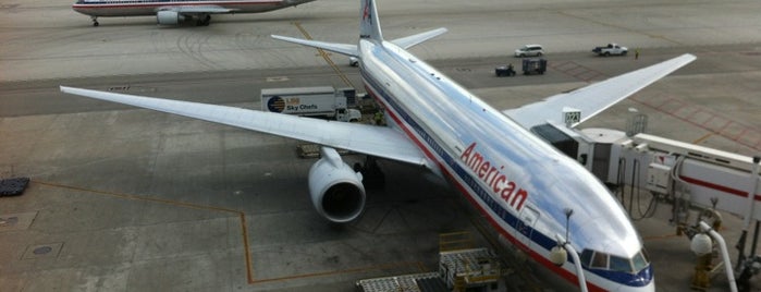 Miami Uluslararası Havalimanı (MIA) is one of Ladies Cruise 2012.