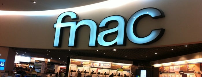 Fnac is one of Olivaさんのお気に入りスポット.