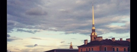 Peter and Paul Fortress is one of Посетить.