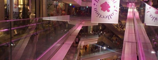 Omotesando Hills is one of Top 10 favorites shopping places in Tokyo JAPAN.