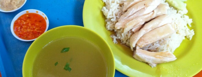 Tian Tian Hainanese Chicken Rice 天天海南鸡饭 is one of Singapore.