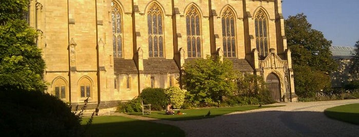 Mansfield College is one of Colleges of the University of Oxford.