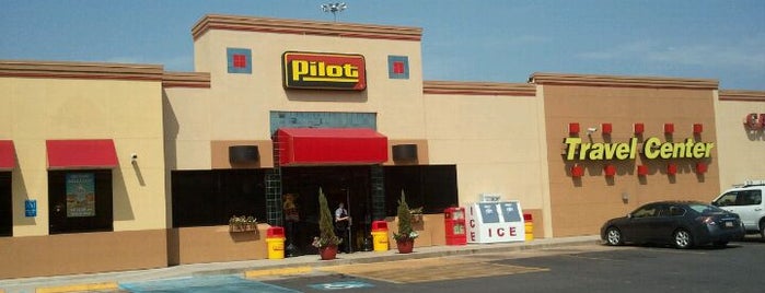Pilot Travel Centers is one of Lizさんのお気に入りスポット.