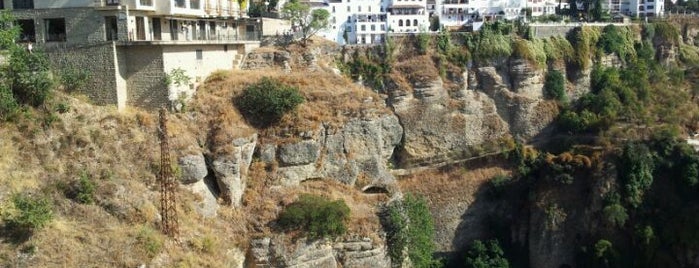 Balcón del Coño is one of Artem'in Kaydettiği Mekanlar.