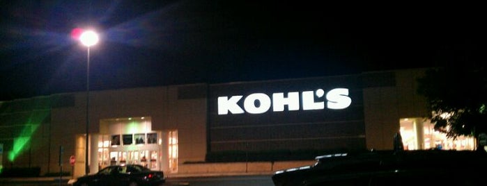 Kohl's is one of Orte, die Danii gefallen.