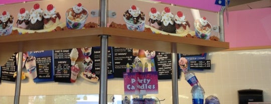 Baskin-Robbins is one of สถานที่ที่ Ryan ถูกใจ.