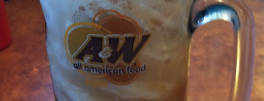 A&W Restaurant is one of Locais curtidos por Jeremy.