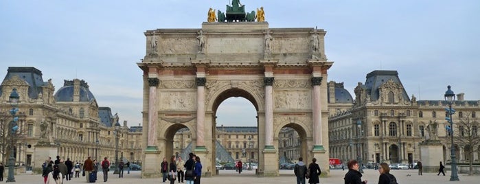 Арка на площади Каррузель is one of Ταξίδι στο Παρίσι;.