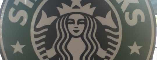 Starbucks is one of Lugares favoritos de Ran.