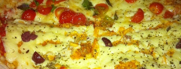 Leona Pizza Bar is one of The 15 Best Places for Pizza in São Paulo.