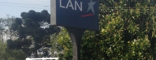 Hangar LAN is one of Locais curtidos por Raad.