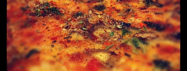 Tomato Pizza / פיצה עגבניה is one of Pizza places in Tel Aviv.