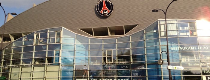 Parc des Princes is one of Стадионы.
