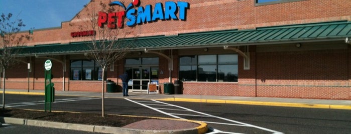 PetSmart is one of Orte, die Wendy gefallen.