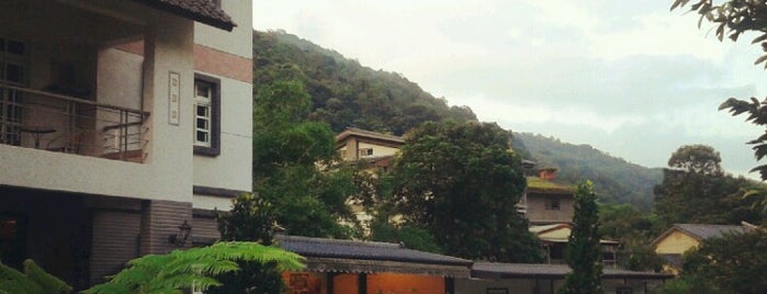 大礁溪左岸 is one of 民宿在台灣北部/Hostels and Guesthouses in Northern Taiwan.