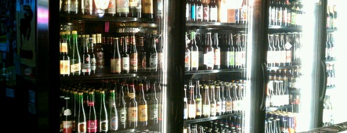 Über Tavern is one of Beer Spots.