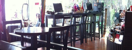 Coffee Lovers is one of Chiang Mai.