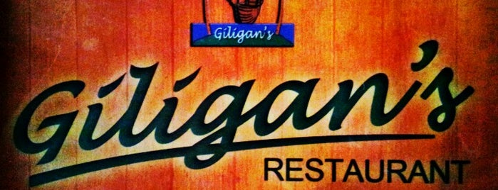 Giligan's Restaurant is one of สถานที่ที่ 𝐦𝐫𝐯𝐧 ถูกใจ.