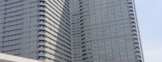 Office Tower X is one of Lieux qui ont plu à jun200.