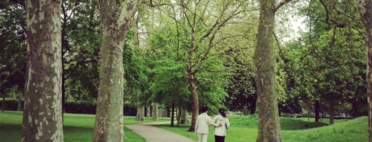 West Ham Park is one of L.’s Liked Places.