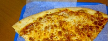Sacco Pizza is one of Favorite Food.