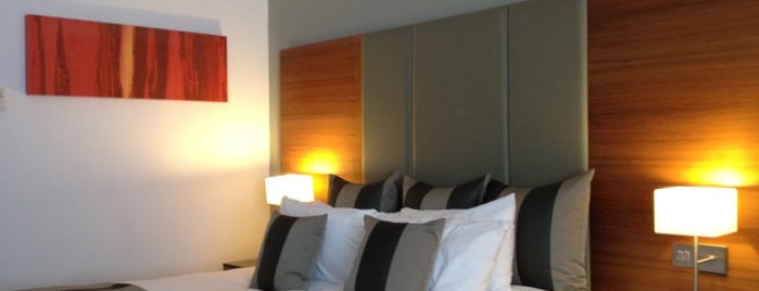 Crowne Plaza London Docklands is one of Antonさんのお気に入りスポット.