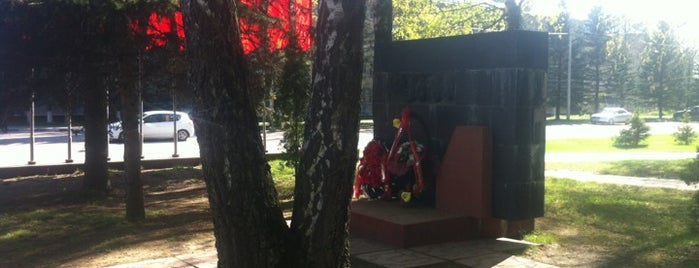 Памятник узникам фашистских концлагерей is one of Обнинск.