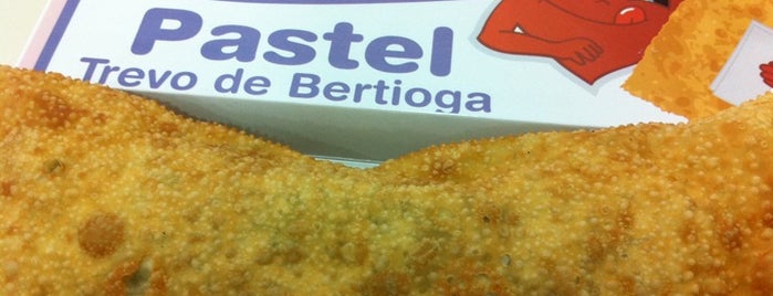 Pastel Trevo de Bertioga is one of Delícia de Conta.