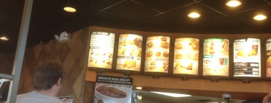 Taco Bell is one of Alexisさんのお気に入りスポット.