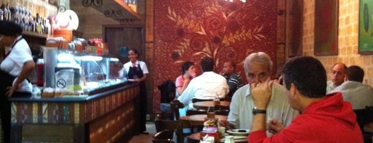 Tabaco Café is one of Andre'nin Beğendiği Mekanlar.