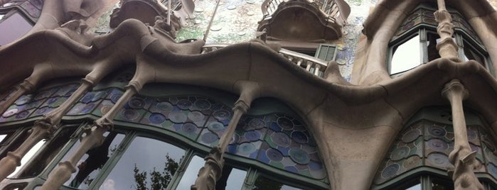 Casa Batlló is one of Barcelona: My favorite art places!.