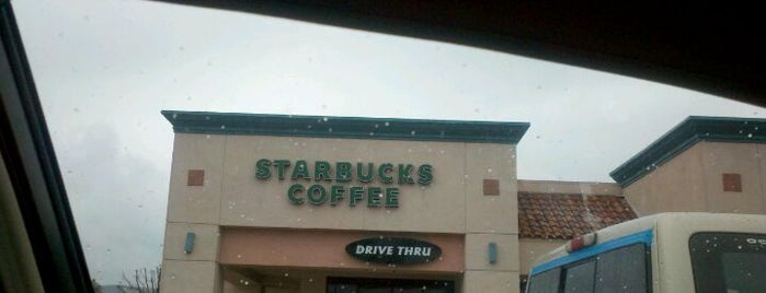 Starbucks is one of Lugares favoritos de Ashley.