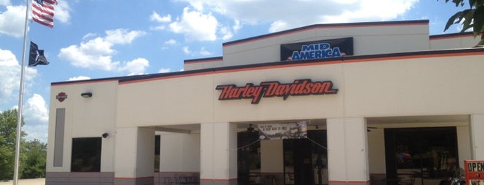 Mid America Harley-Davidson is one of 🖤💀🖤 LiivingD3adGirl 님이 좋아한 장소.