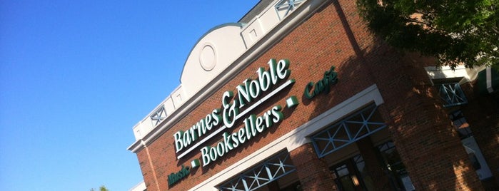 Barnes & Noble is one of Tempat yang Disukai Kaili.