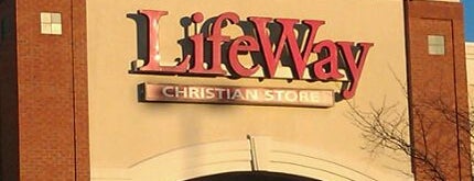 LifeWay Christian Store is one of สถานที่ที่ Chester ถูกใจ.