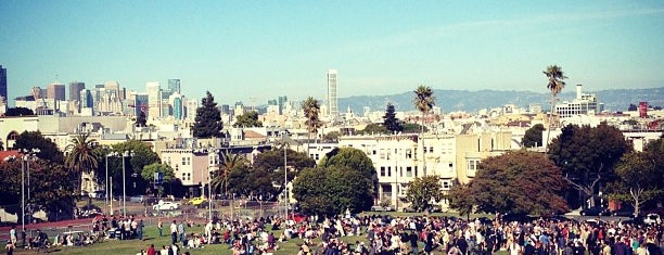 Mission Dolores Park is one of San Francisco!.