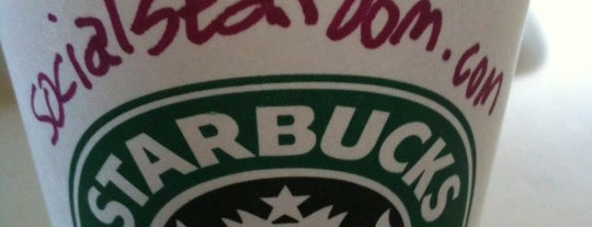 Starbucks is one of Locais salvos de Ashley.