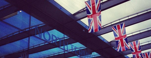 Flughafen London Gatwick (LGW) is one of #LondonThisWeek.