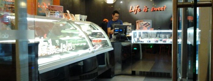 Bar Dolci is one of MAKATI.