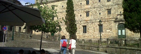 O'Faladoiro is one of Pendientes en la Compostela.