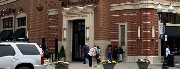 The Cheesecake Factory is one of Must-visit Food in West Hartford.
