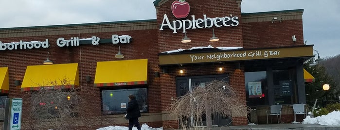 Applebee's Grill + Bar is one of Foodies.