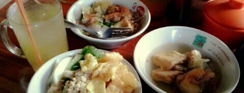 Mie Bakso & Siomay Kalimosodo is one of cuisine.