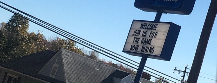 Turk's Sports Food & Spirits is one of GRAte spots.