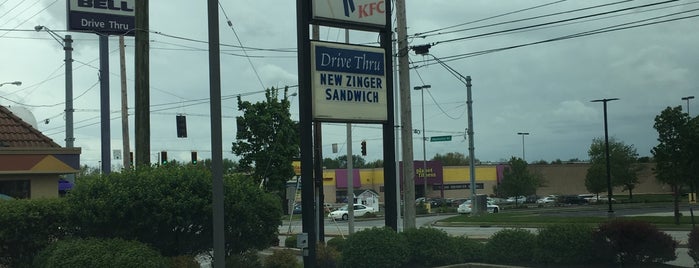 KFC is one of Fort Wayne Food.