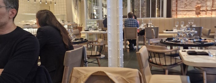 Bloomsbury Street Kitchen is one of London date nights.