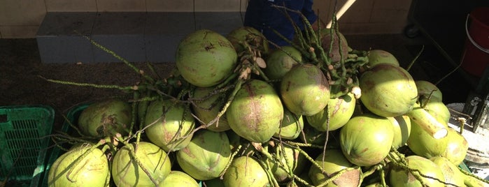 Anba Coconut Trading is one of Kernさんのお気に入りスポット.