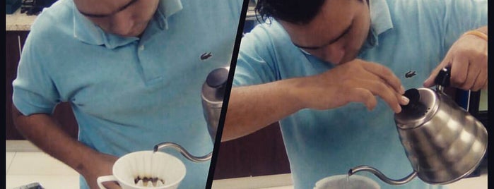 Academia Barista Pro is one of Centros Comerciales Con Buenos Coffee Shops.