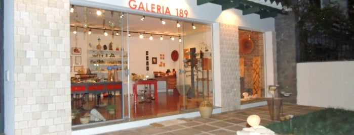 Galeria 189 is one of Parques.