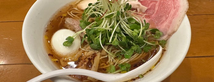 麺屋 Hulu-lu is one of Tokyo Great Noodles !!.